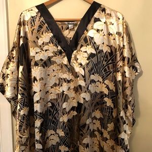 Floral black and white caftan